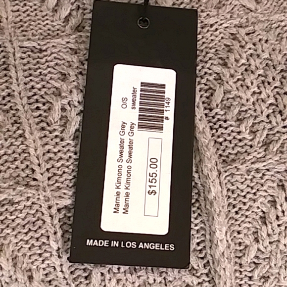 NWT NU CONSTRUCTION Light Grey Cape/Sweater. - Picture 11 of 12
